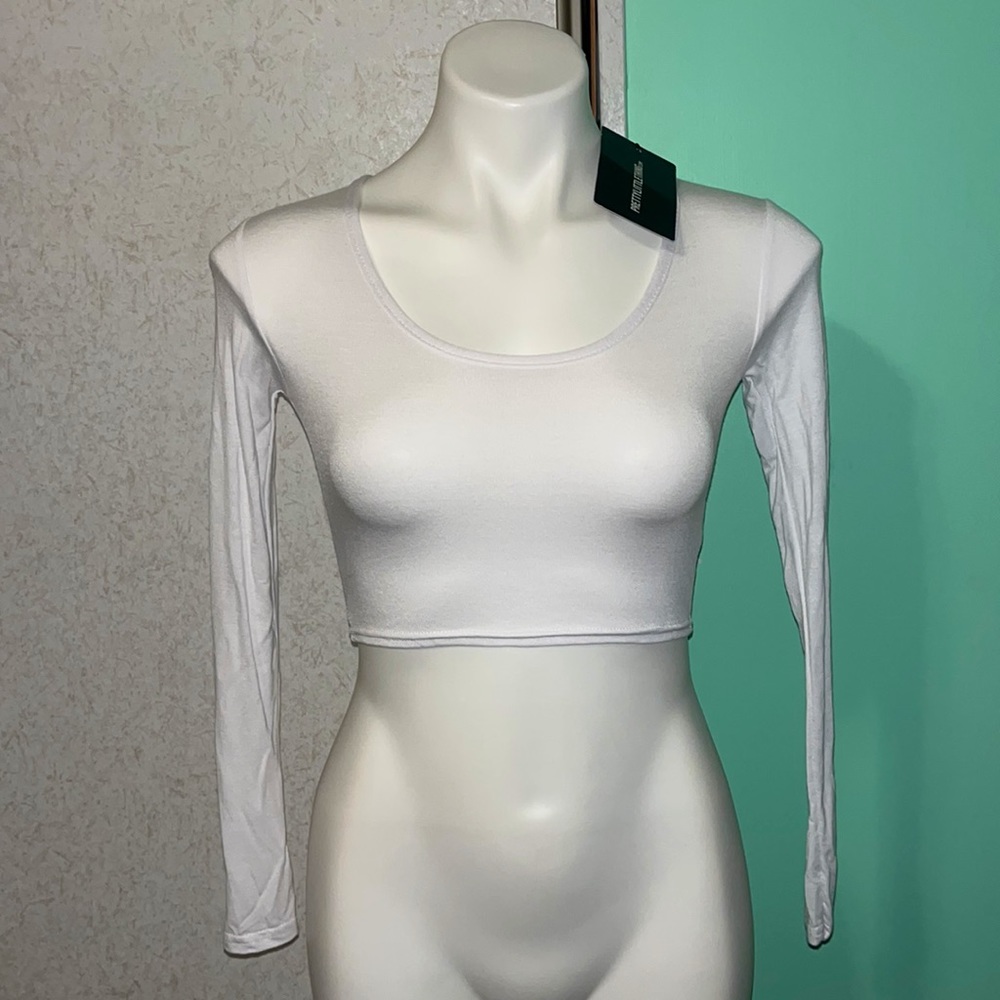 new!! pretty little thing white long sleeve crop top